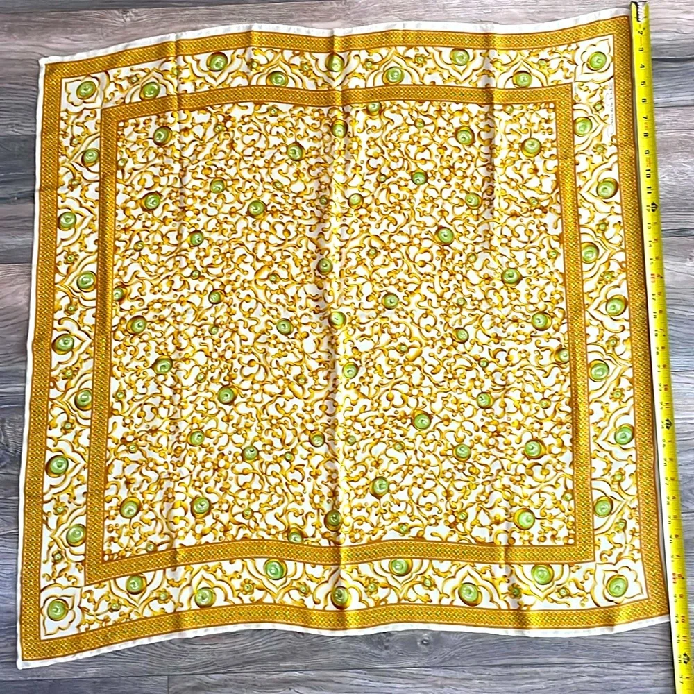 Vintage multicolored Oscar de la Renta silk scarf